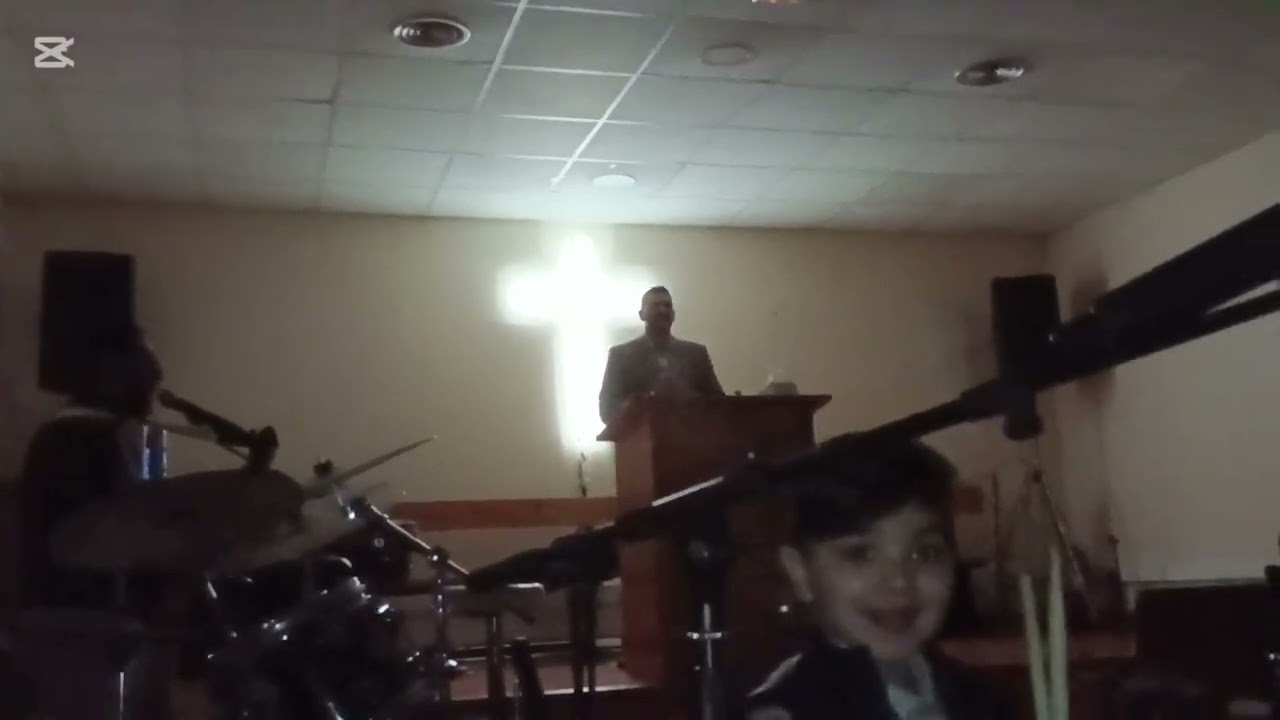 UN CULTO ADMIRABLE 