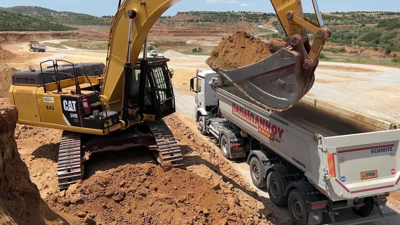 Caterpillar 349E Excavator With Weighing System On Board Loading Lorries - Interkat SA