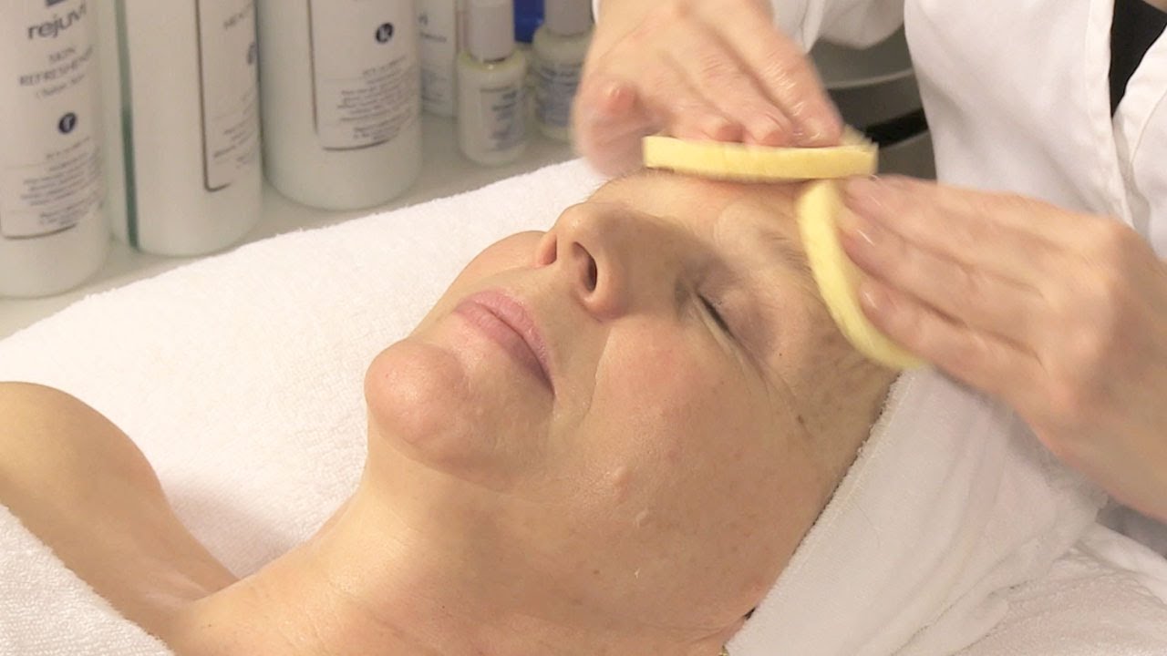 Boosting Treatment with Massage & Collagen Mask