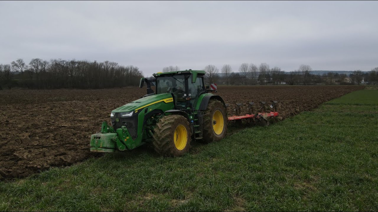 Labour avec un JD8R410 & un Fendt 936 [DJI]