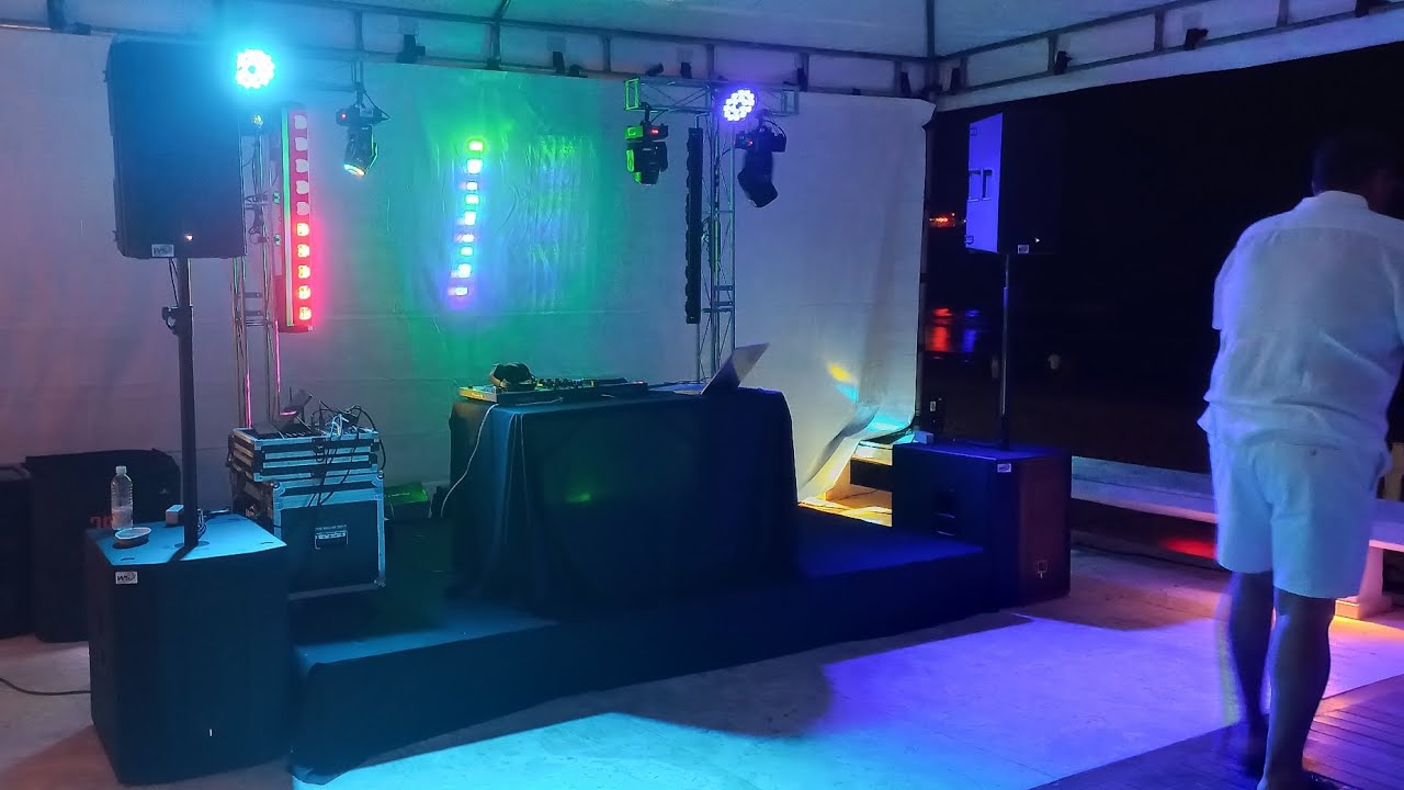 RÉVEILLON WS SONORIZAÇÃO  JBL MAX 18 E ELETROVOICE 
