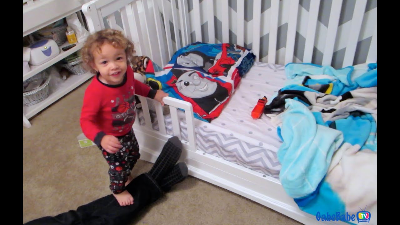 Big Boy Bed! | GabeBabeTV