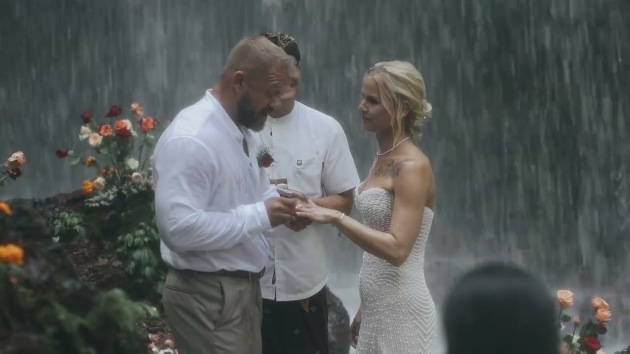 Bali Waterfall Wedding of Hana & Roman - Bali Moon Wedding