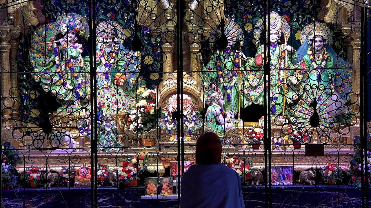 Bhaktivedanta Manor | Darshan