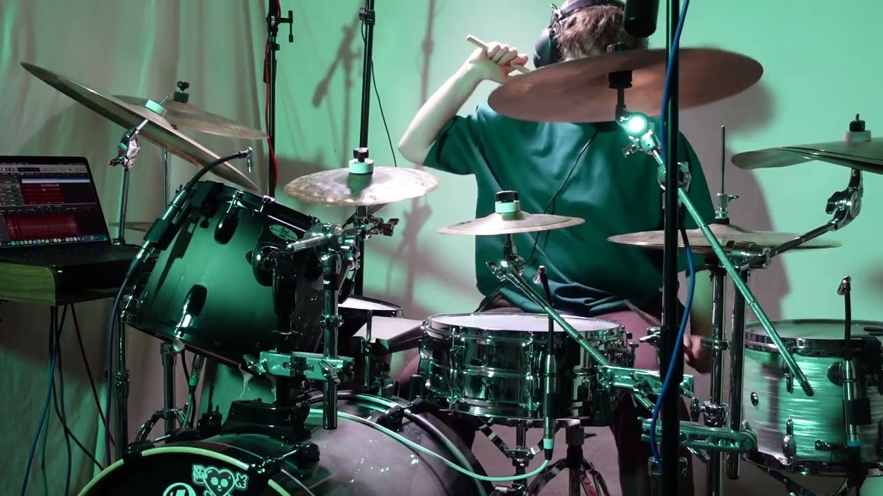 Die Sackn&auml;hte feat. Ikke H&uuml;ftgold - unten kommt die Gurke rein (Drumcover) | LukasGMV