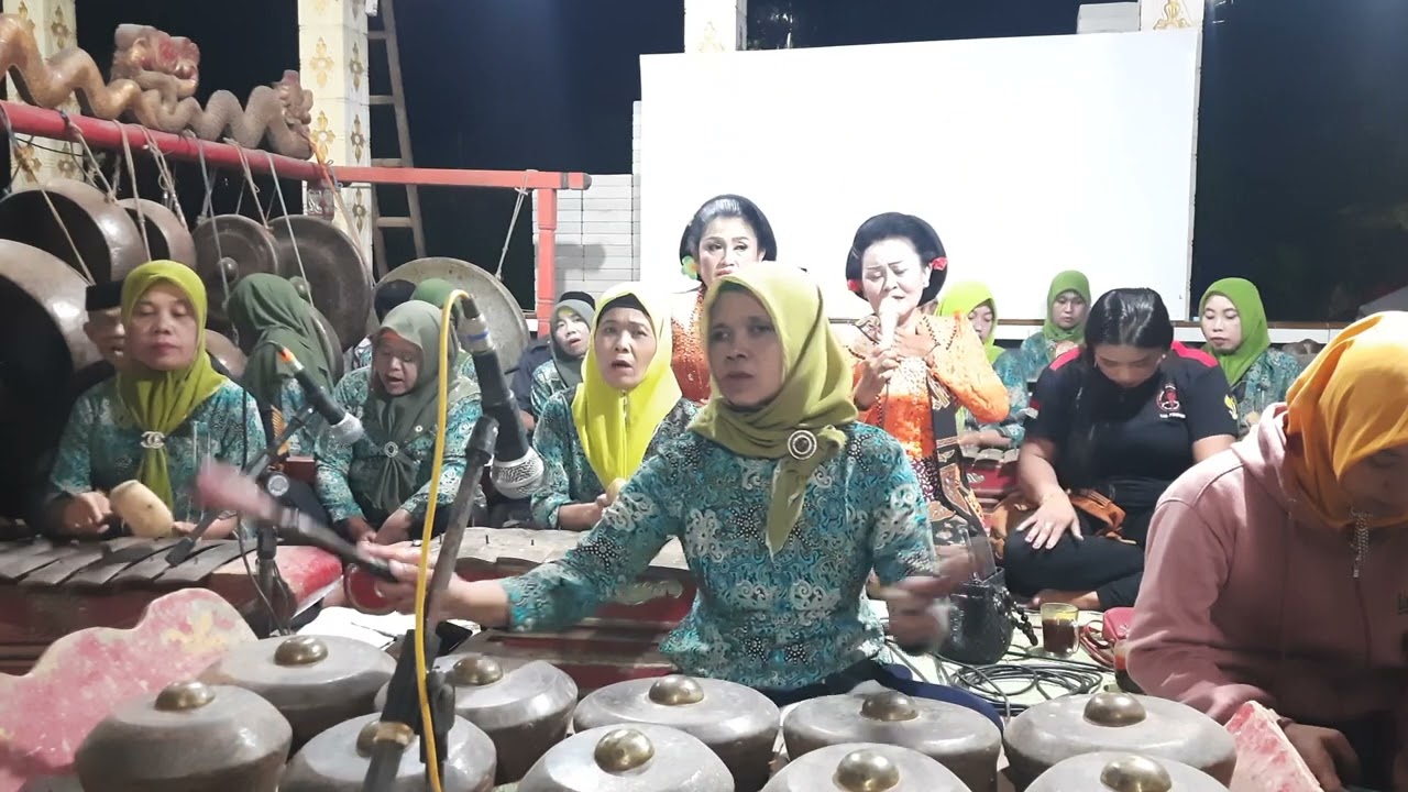 Karawitan gayeng ibu-ibu Ndusun