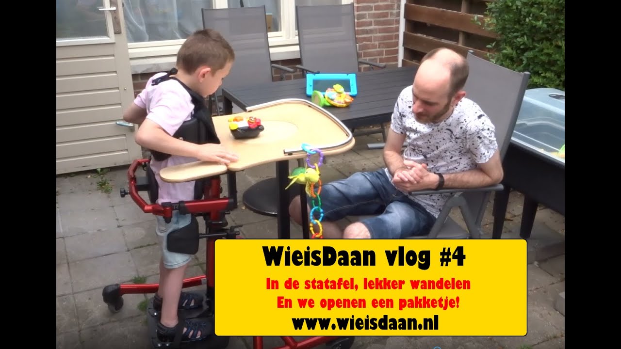 In de statafel, lekker wandelen en een pakketje openen - WieisDaan vlog #4