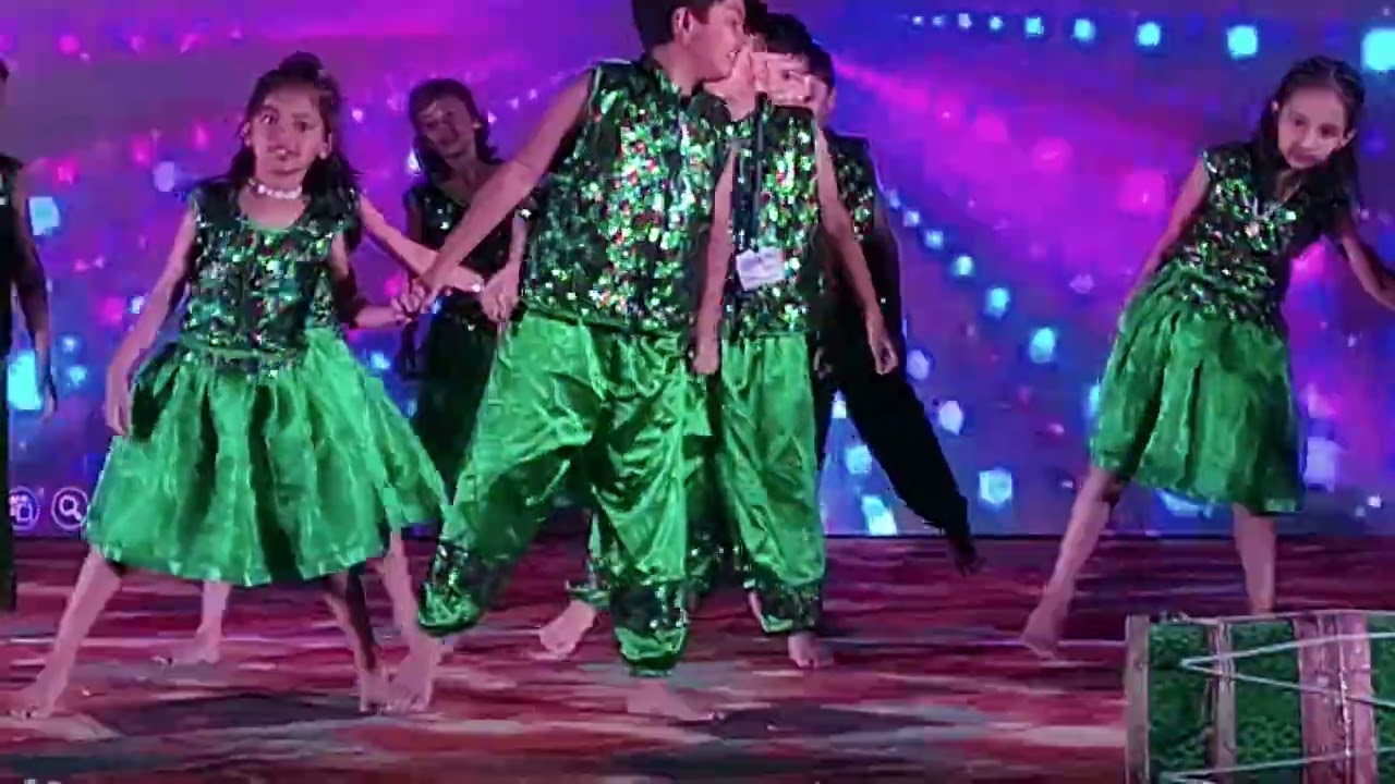 Apna har din ase jiyo song 