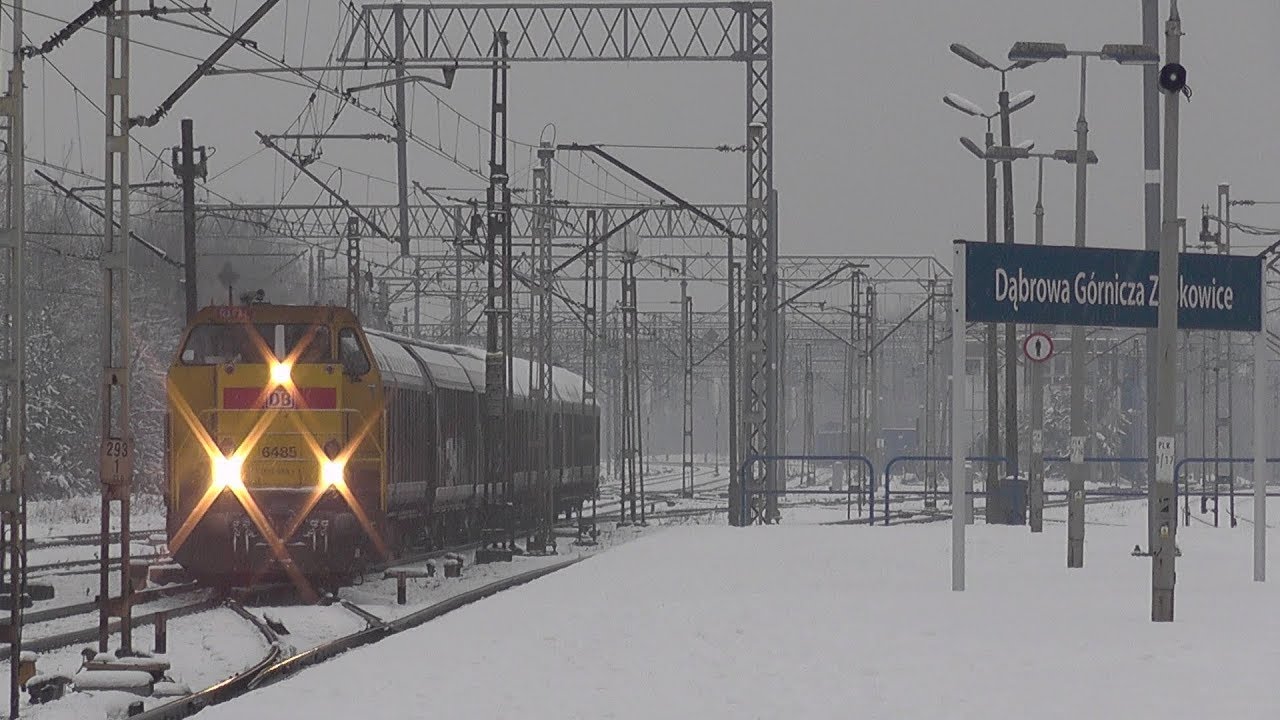 Dąbrowa Górnicza Ząbkowice dw.PKP w zimowym klimacie