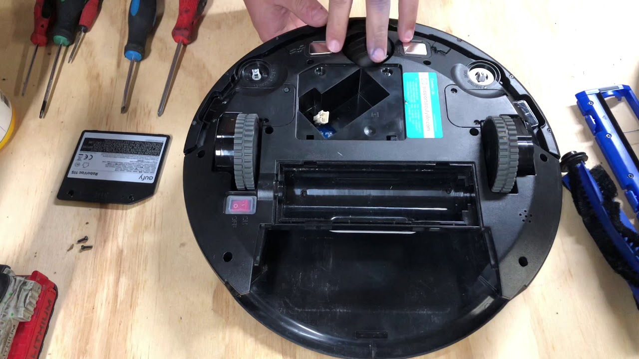 Eufy RoboVac 11s How to Remove Wheel Motor Assembly Video 2