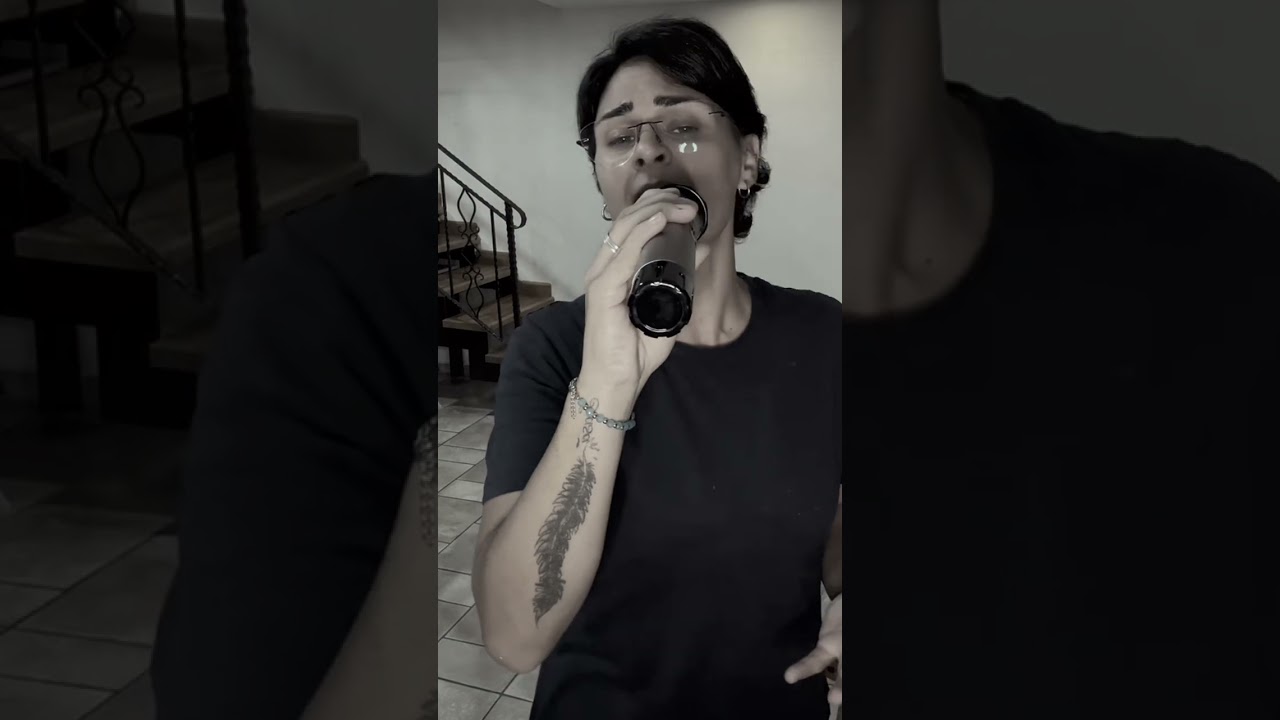 È GRANDE