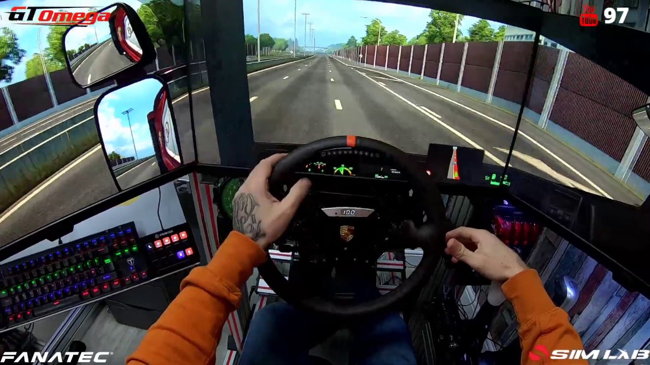 euro truck simulator 2/ new save game / career day 7/ steering wheel+shifter
