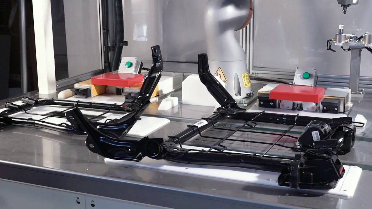 L&iacute;nea de traseros P24
