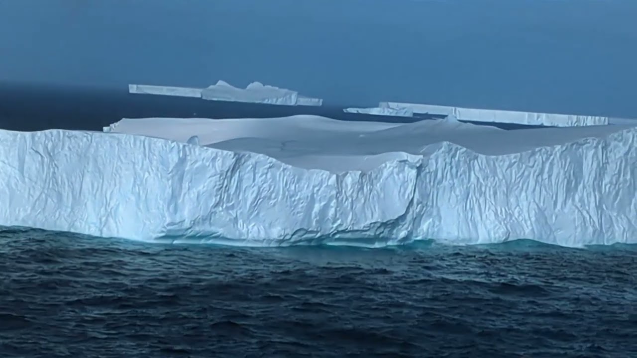 Antarctica Scenes: Elephant Island, Isle of the Glaciers, Admiralty Bay