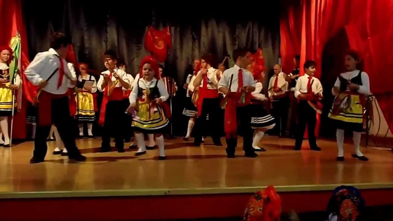 RANCHO INFANTIL ( OS PAULITEIROS DA SERRA DA BOA VIAGEM ) EM 9-2-2013  MP4
