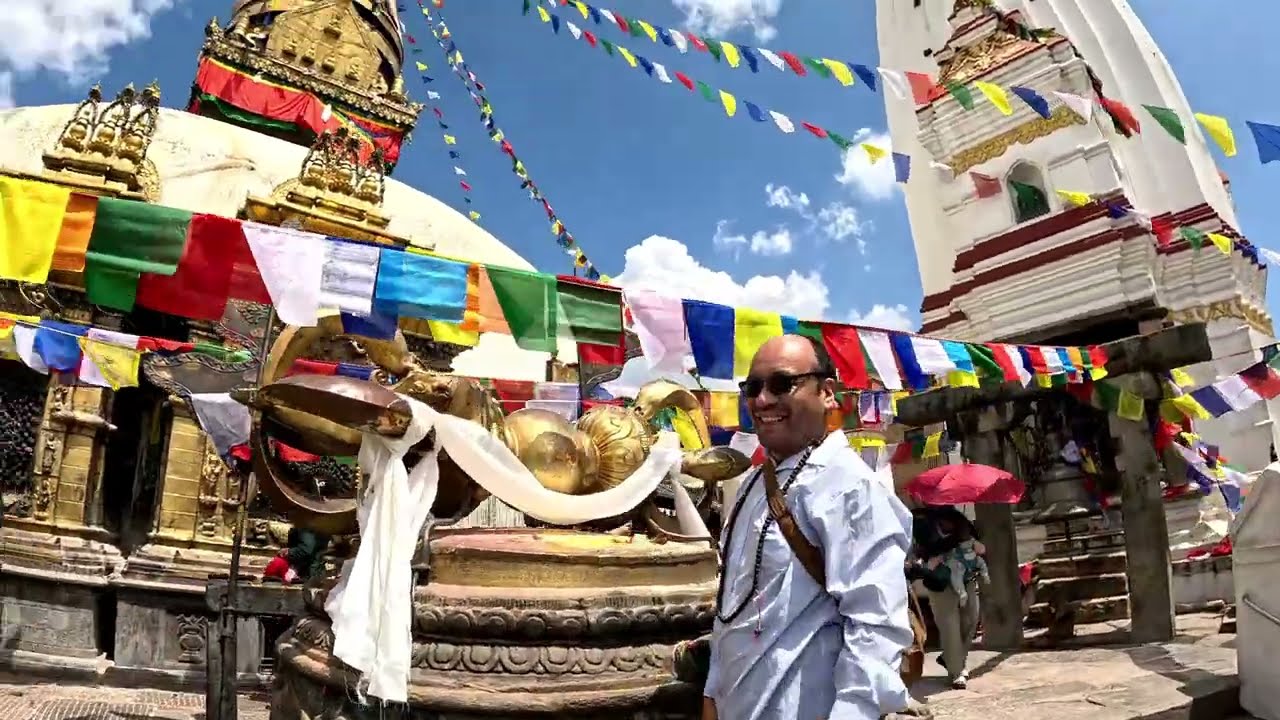 Soyambhu stupa འཕགས་པ་ཤིང་ཀུན་མཆོད་རྟེན།