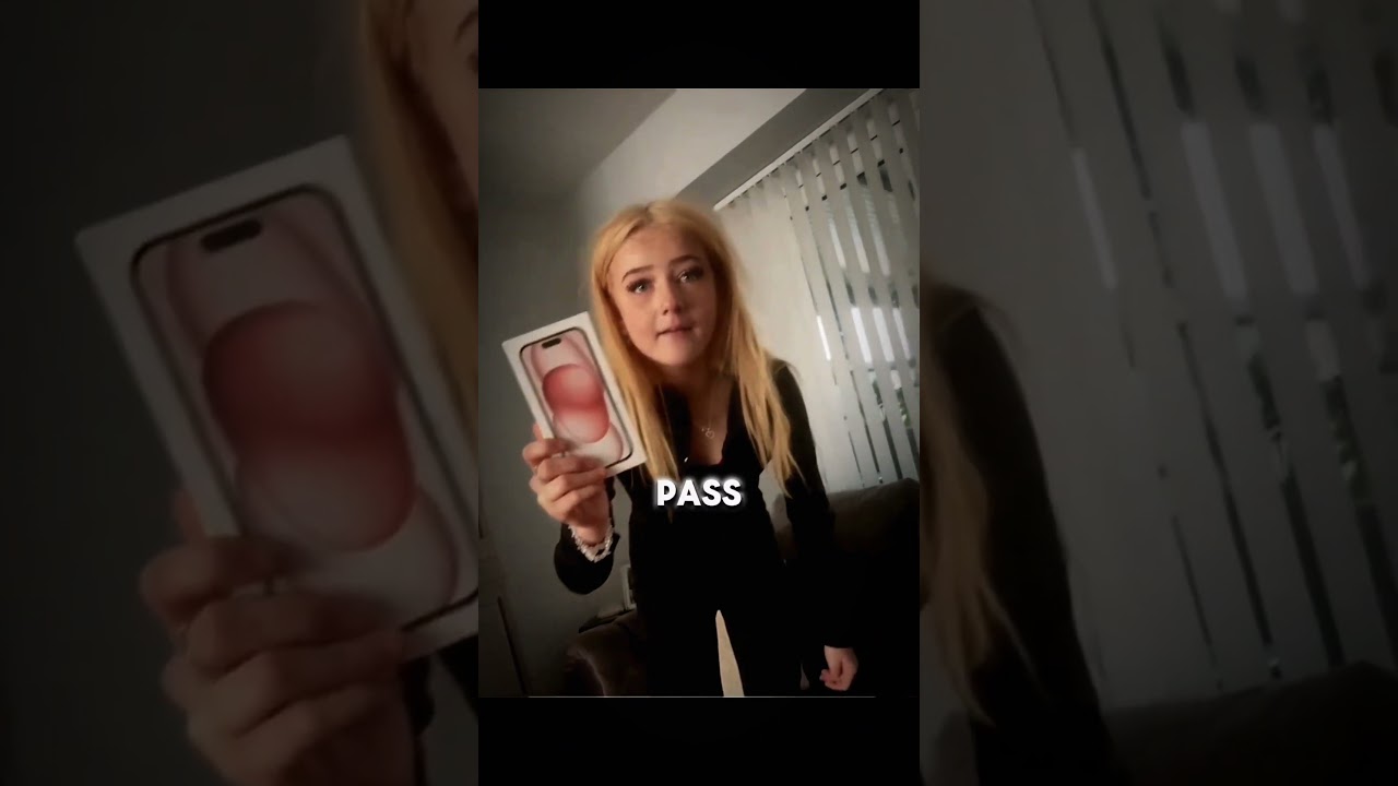 Избалованная девочка-подросток в порыве гнева разбила новый iPhone 15 своей мамы... 💔#избалованна...