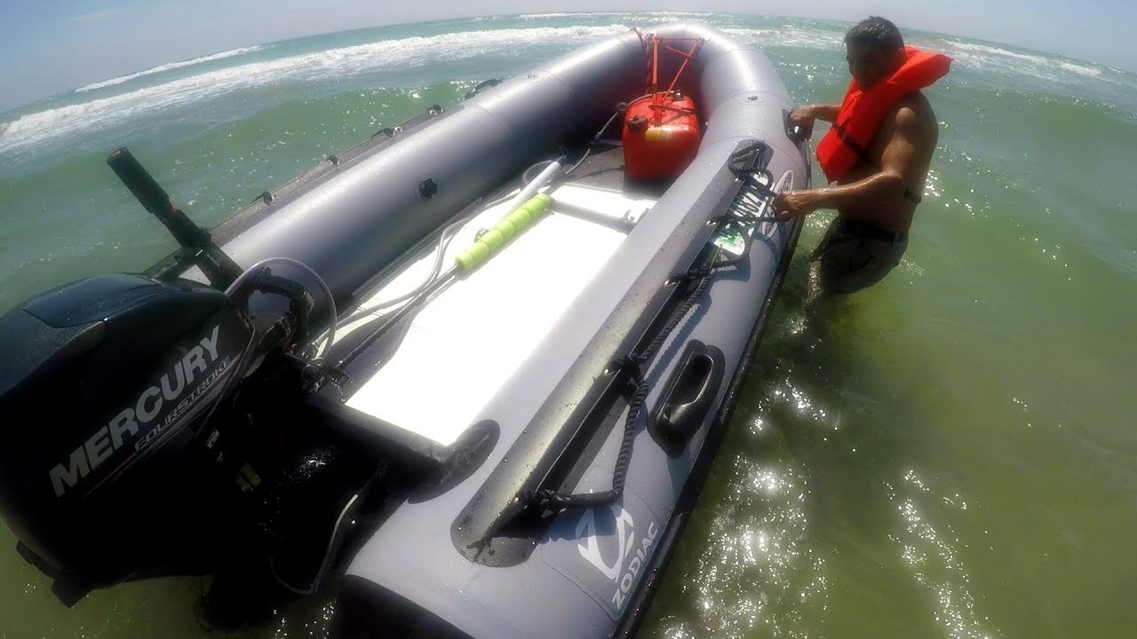 ZODIAC MK1 CLASSIC FIRST SURF LAUNCH