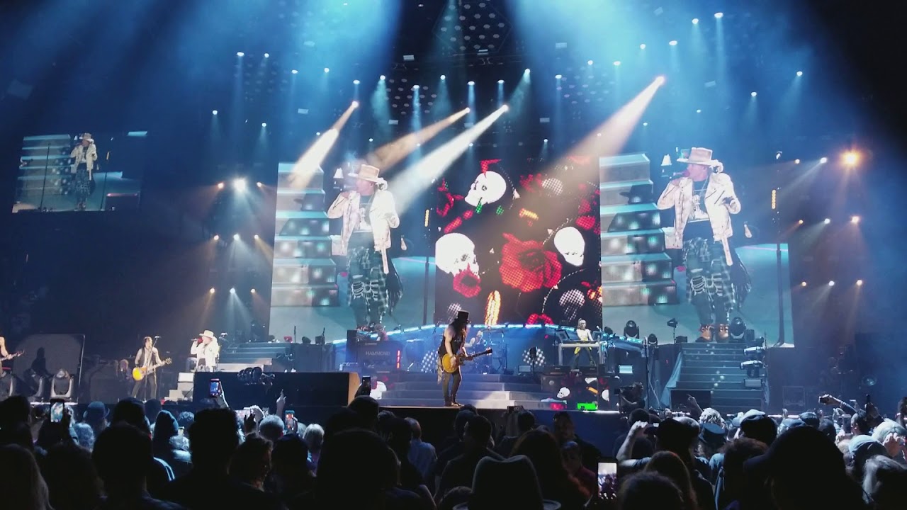 Slash's Solo + The Godfather + Sweet Child O' Mine - Guns N' Roses @The Forum (11-29-2017)