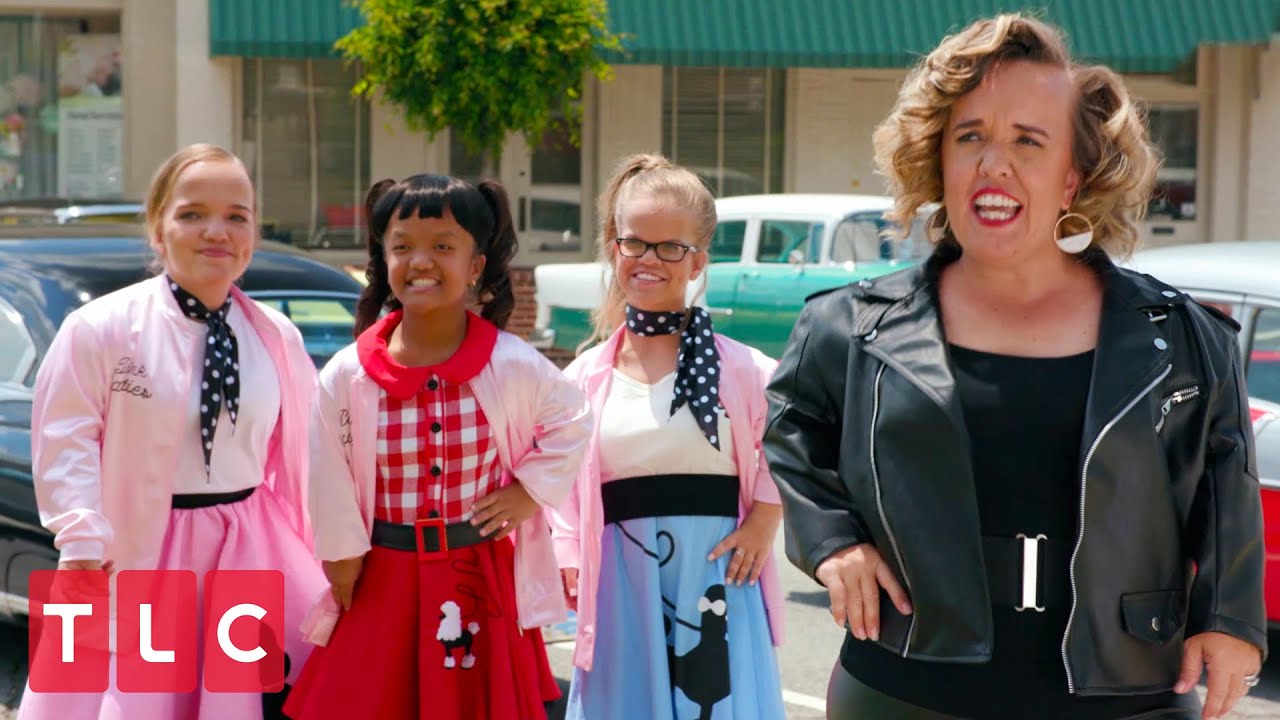 The Johnstons' Grease Music Video | 7 Little Johnstons
