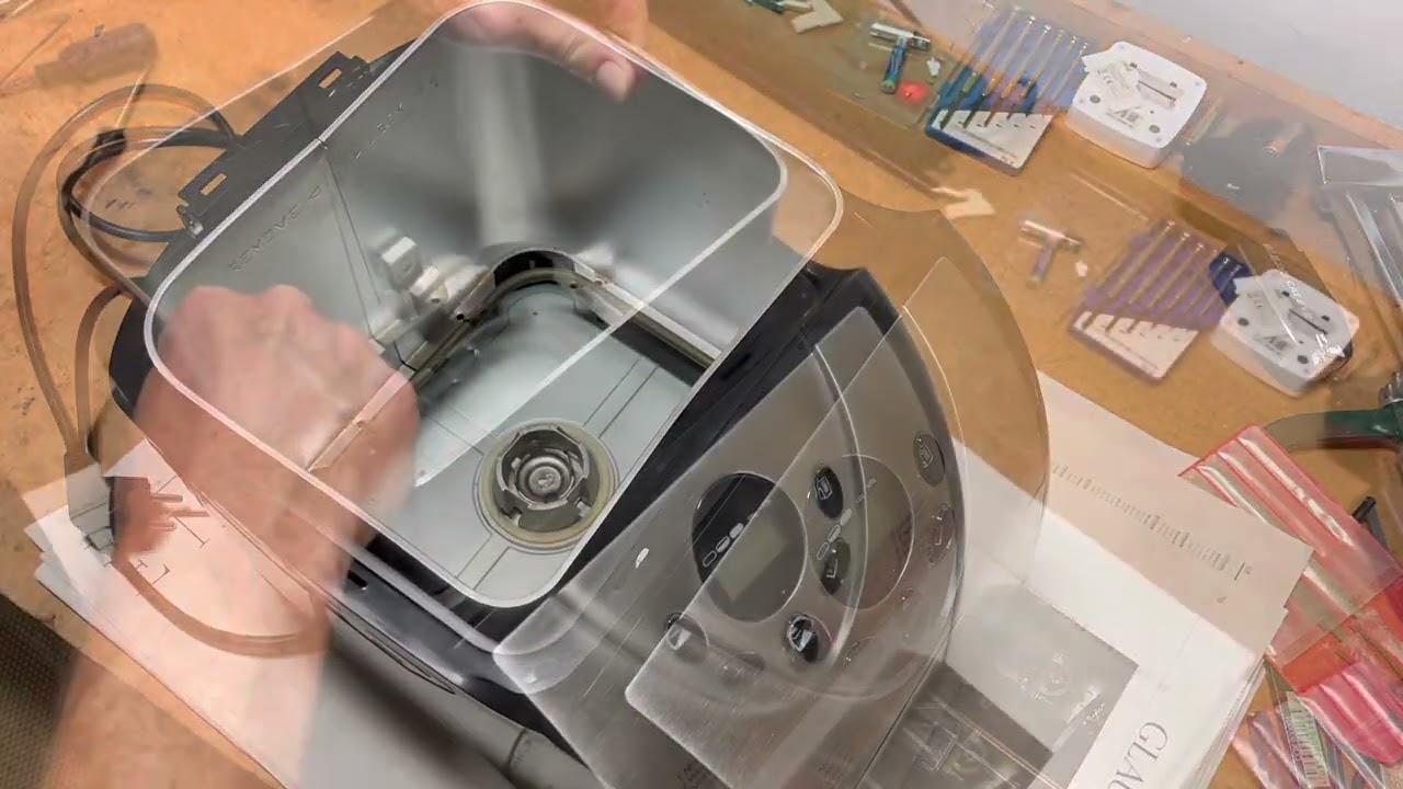 Brotbackautomat rührt nicht: Silvercrest KH1172 Bifinett KH 1172