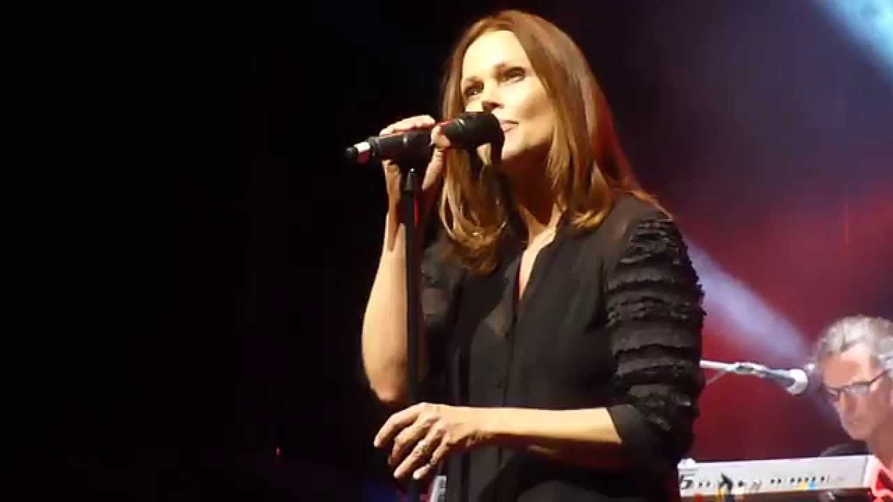 Belinda Carlisle - Goodbye Just Go (Live at indigo2)