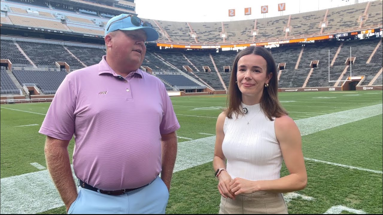 РЕАКЦИЯ: Защита и квотербеки команды Теннесси в весенней игре