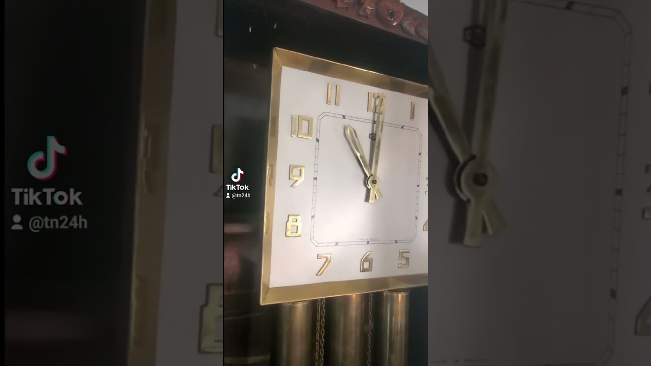 French Odo Clock - One of The Best Chime Sound#foryou #clock #antiqueclock #shorts #grandfatherclock