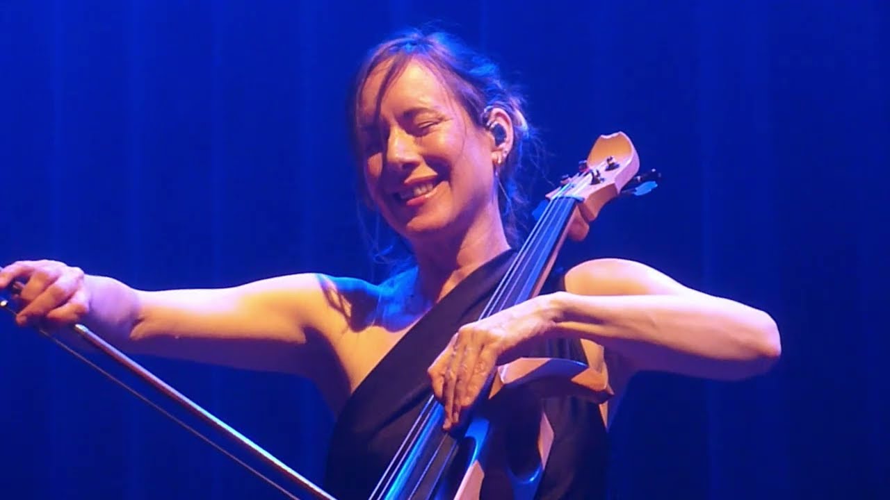 Jo Quail - Butterfly Dance (live @ TivoliVredenburg Utrecht 04.03.2026) 1/3
