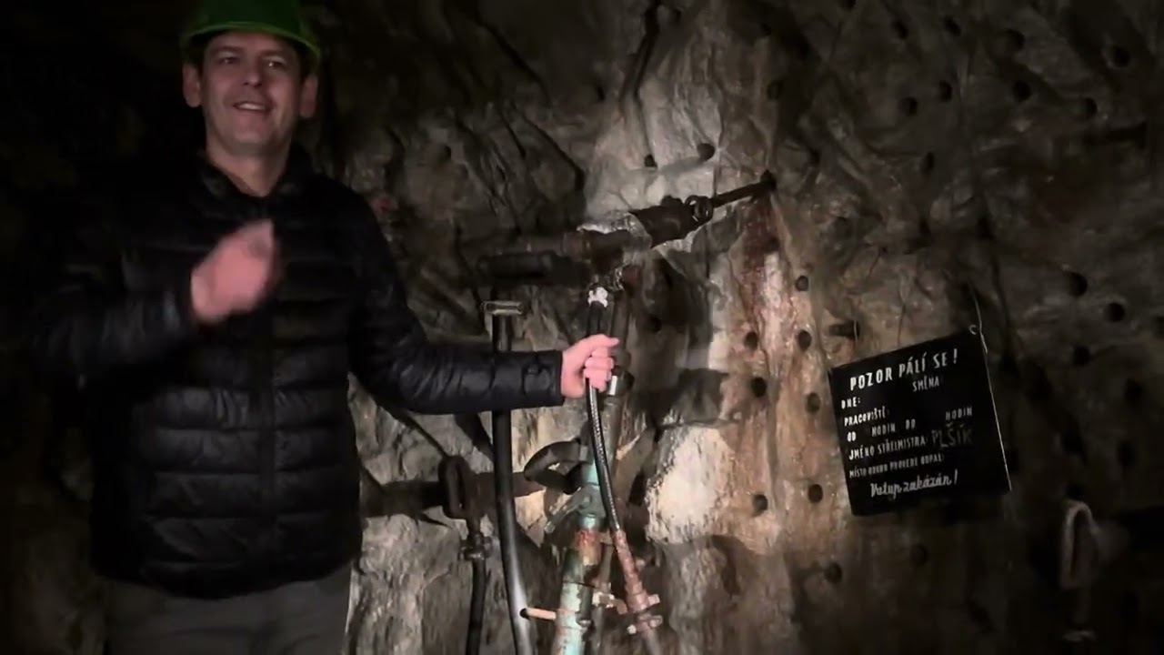 One-Legged Miner tours a graphite mine in Czechia!