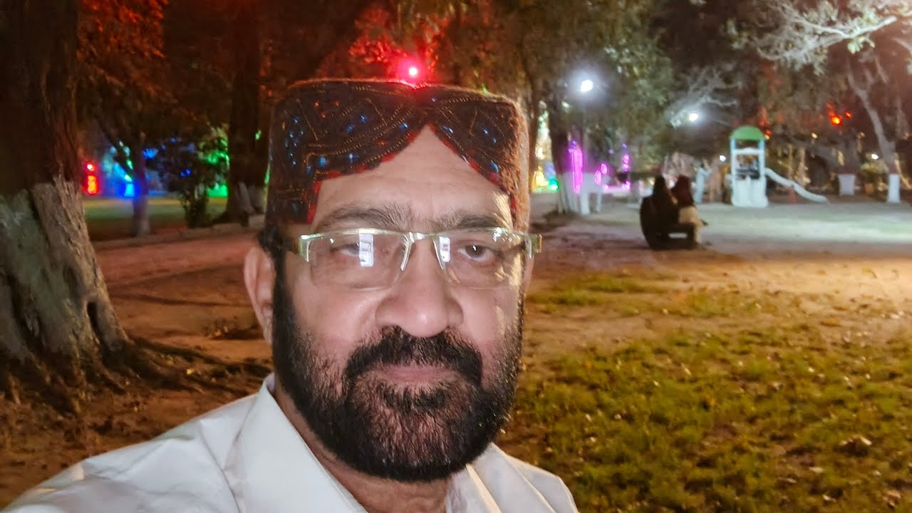 Shujat Abbas Hamza Rajanpur is live!Friendly Chat: Sharing Smiles, Thoughts & Love