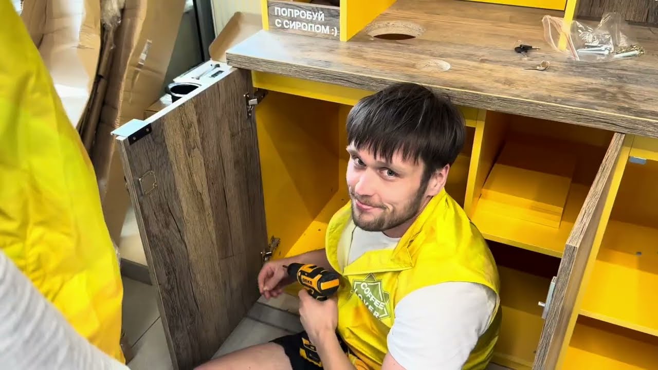 Запуск мини-кофейни самообслуживания COFFEE LOVER с Jetinno JL24.