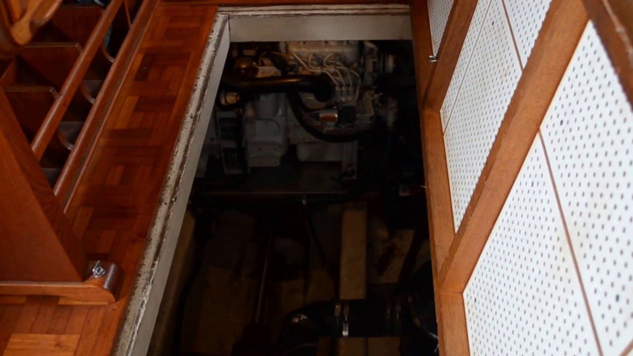 Video 1980 Grand Banks 36 Classic Trawler Engine Room