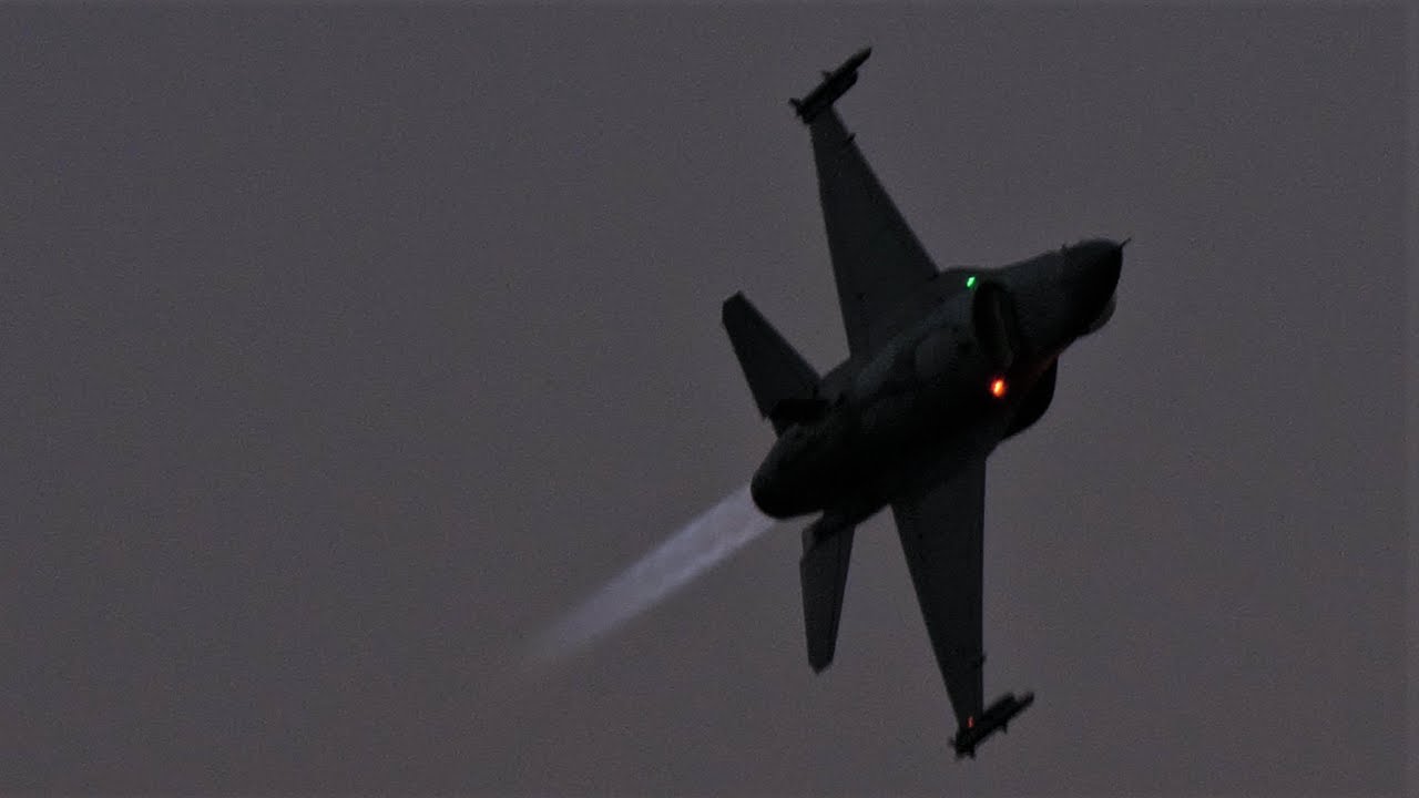 Polish F-16C "Tiger Demo Team" at sunset