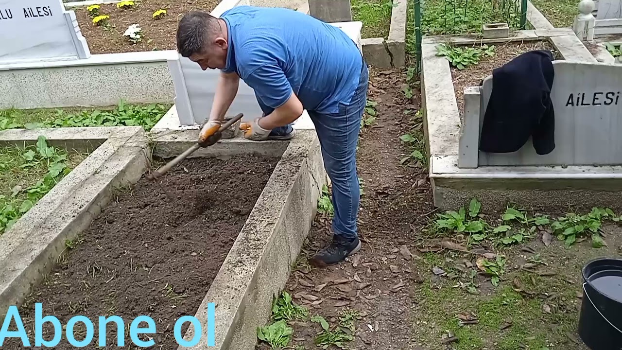 Mezar bakımı nasıl yapılır/Mezara toprak ekleme nasıl yapılır/mezara çiçek dikimi nasıl yapılır