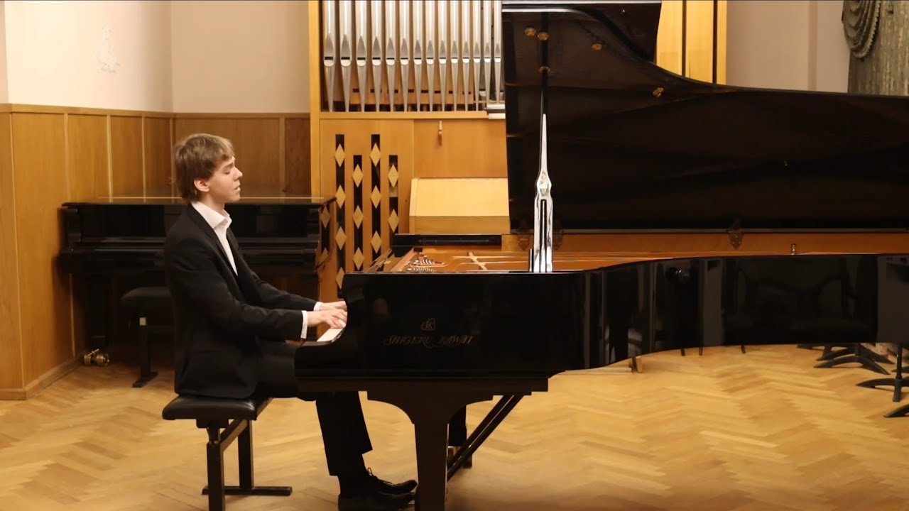 Dmitry Bereznyak plays Schubert: Piano Sonata in A Minor, D. 784