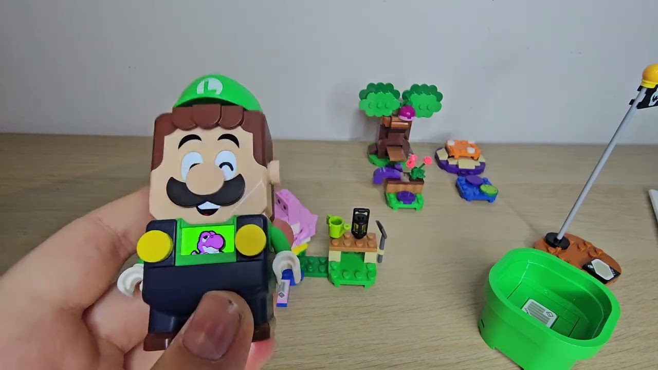 LEGO Super Mario - Adventures with Interactive Luigi (71440) Review 