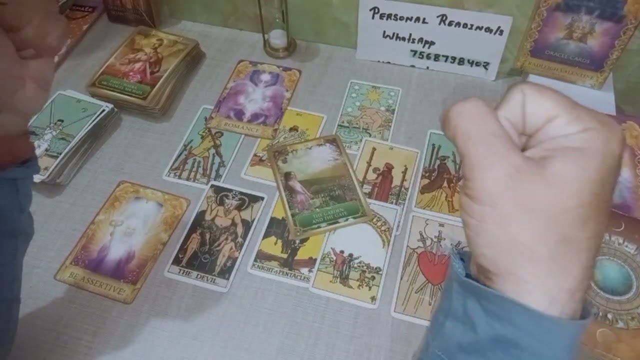 Hectic: पहचानें True Love आपका🤔😣💕🫂 #lovereading #energyreading #currentfeelings #tarot 