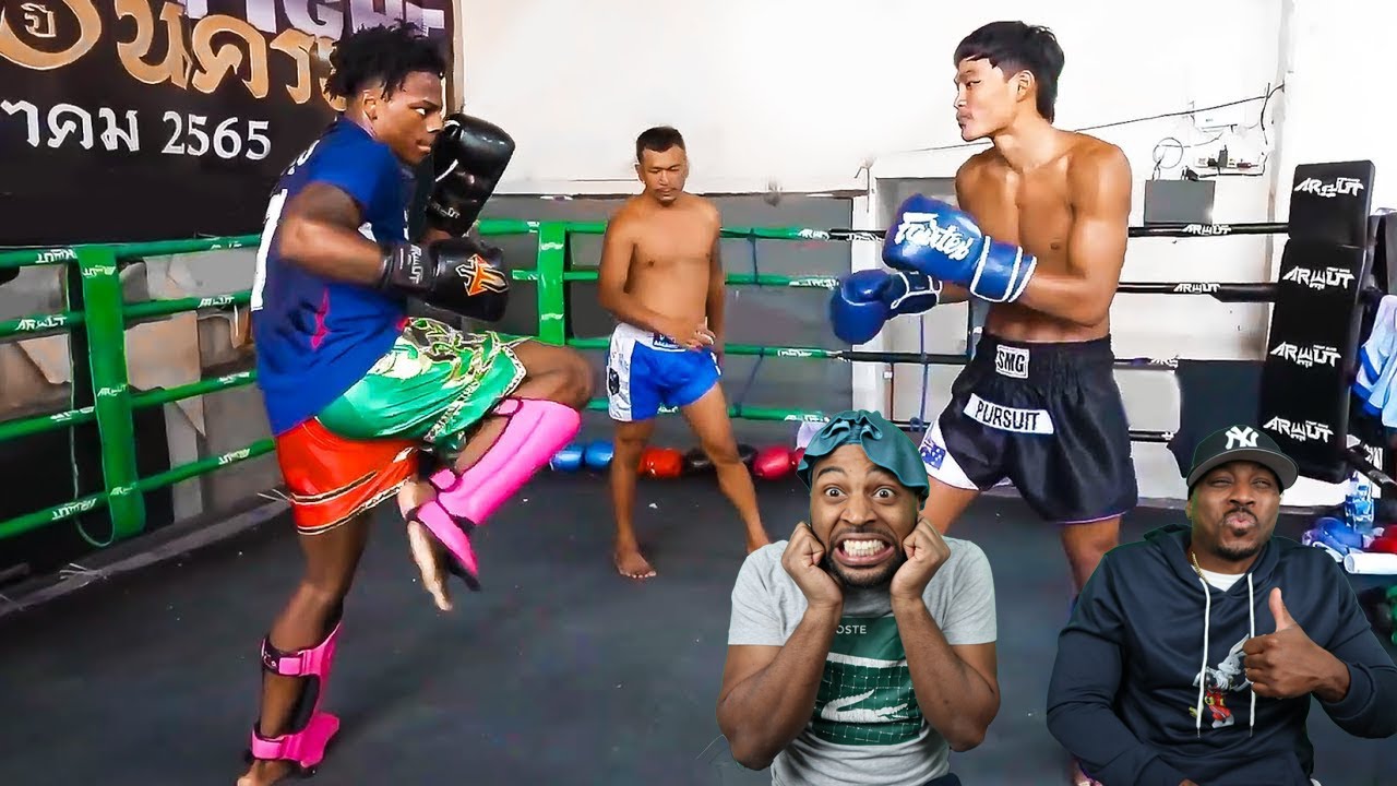 ISHOWSPEED vs. PRO MUAY THAI FIGHTER (Reaction)