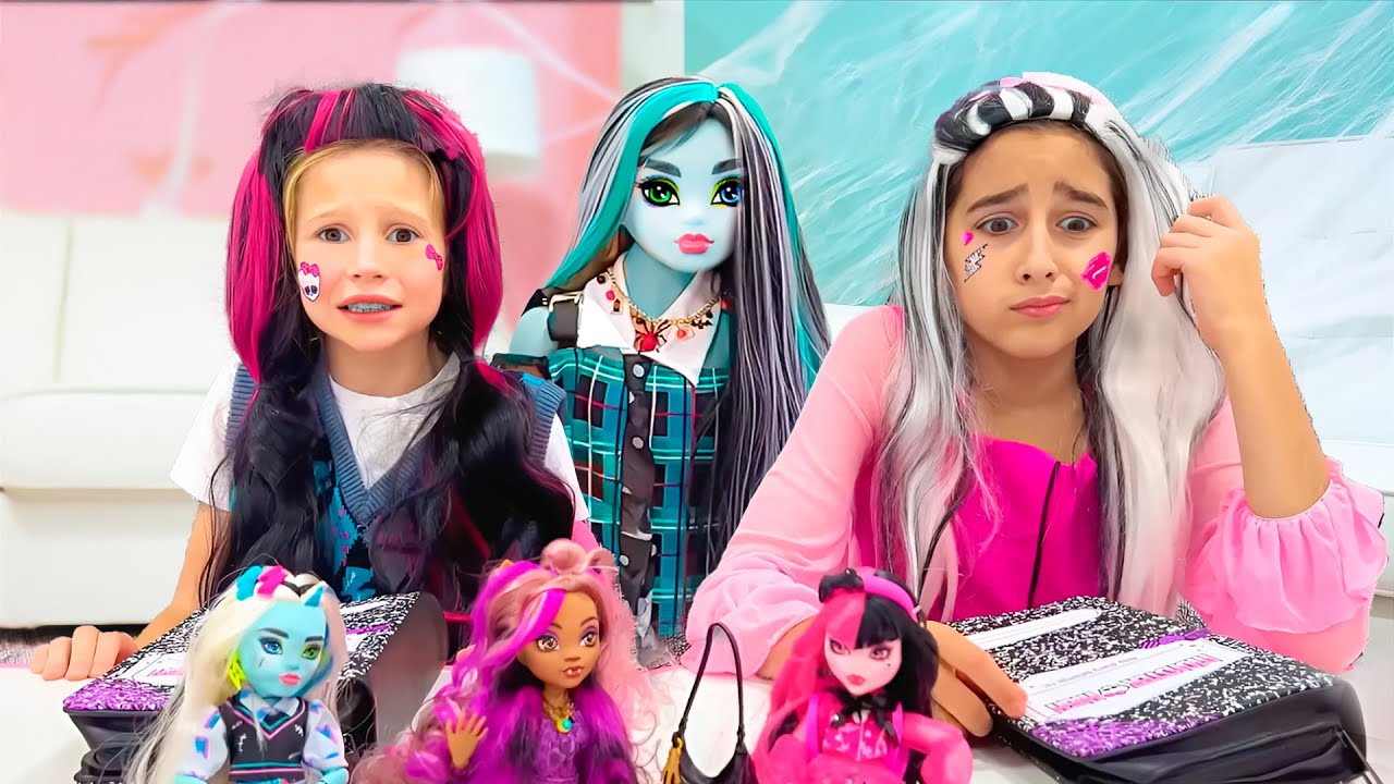 ¡Nastya y su amiga se transforman en Monster High!