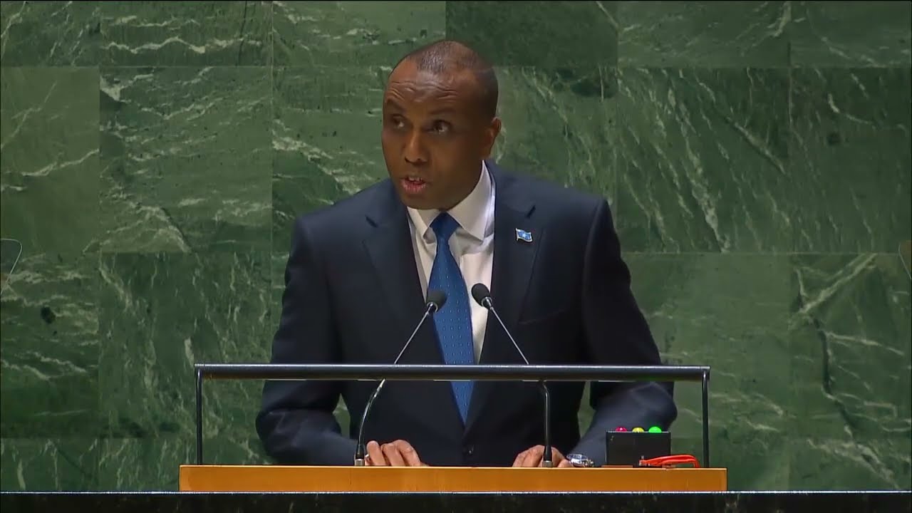 Khudbaddii Taariikhiga ahayd ee uu Raisul Wasaare Hamza Abdi Barre Caalamka U Jeediyay - New York.