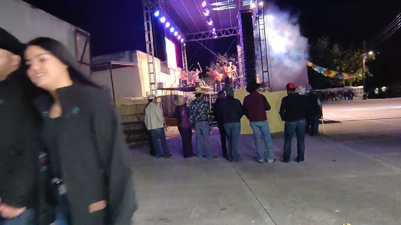 Segimos en el baile x acá en San Tadeo Tepetongo Zac. 🎼