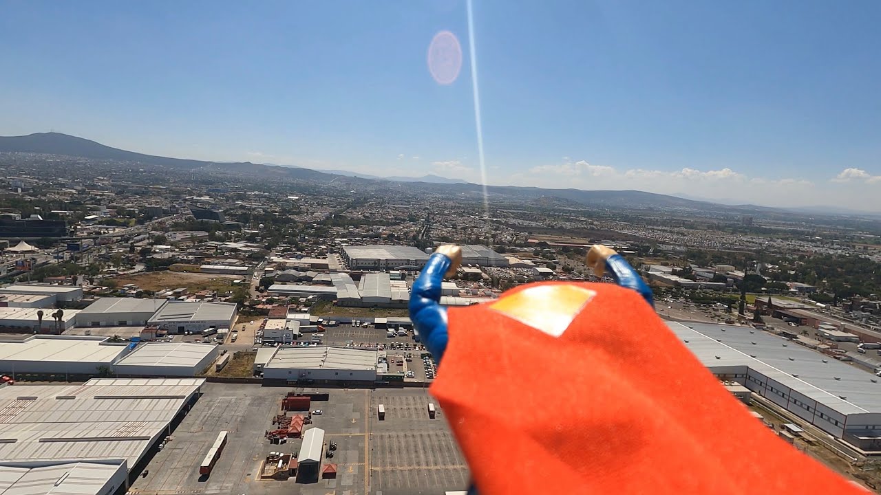 Avata 2 con Superman