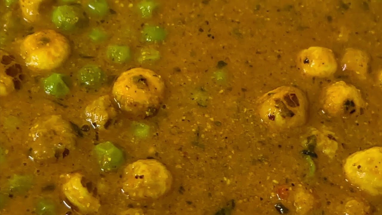 रिच ग्रेवी वाली मटर मखाना 