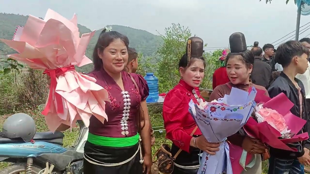 Toàn cảnh đám cưới ở bản kéo sáo ngày 8 tết vừa qua 😂👍❤❤❤