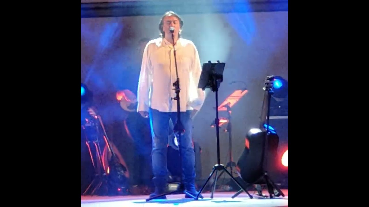 Θνητοί θεοί - Yiannis Kotsiras
