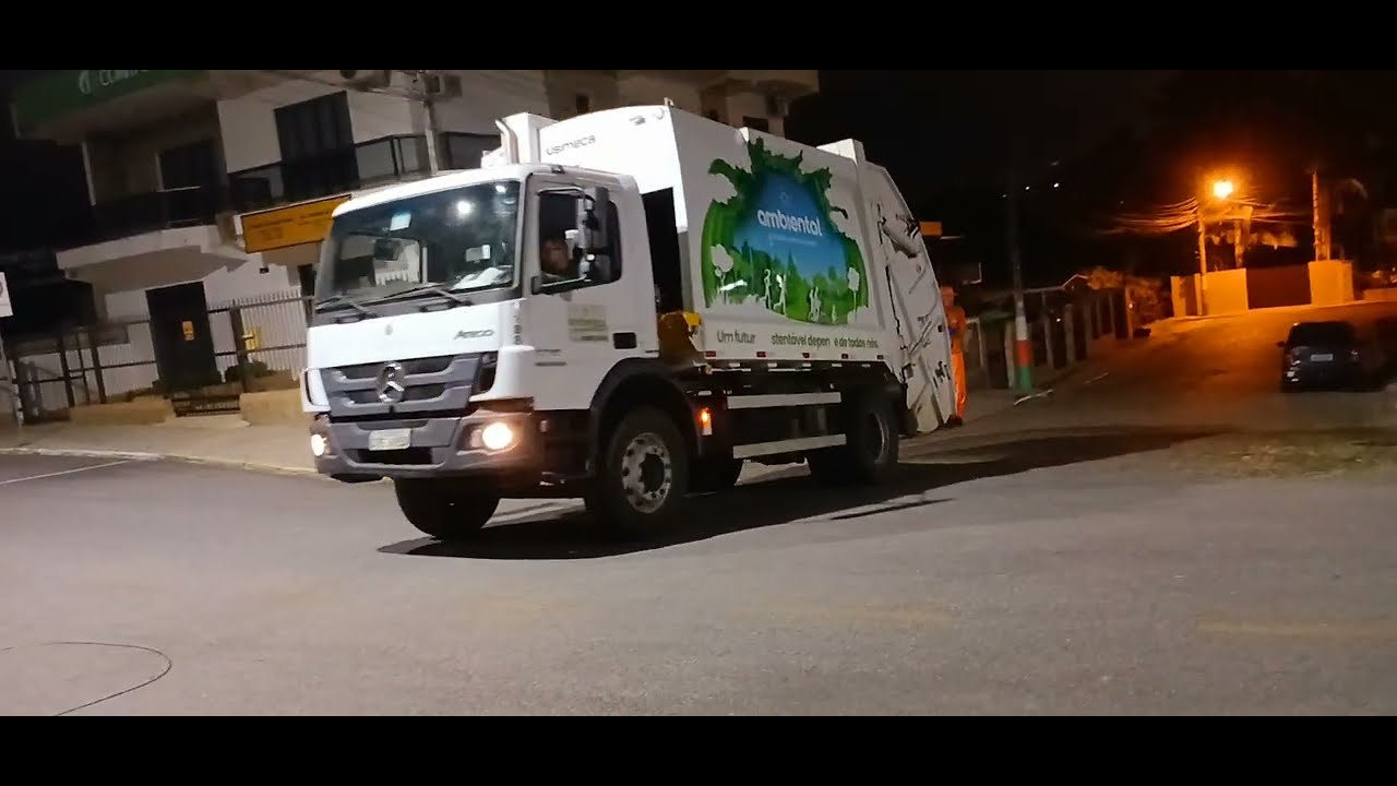 Caminhão do lixo - 1 de Janeiro