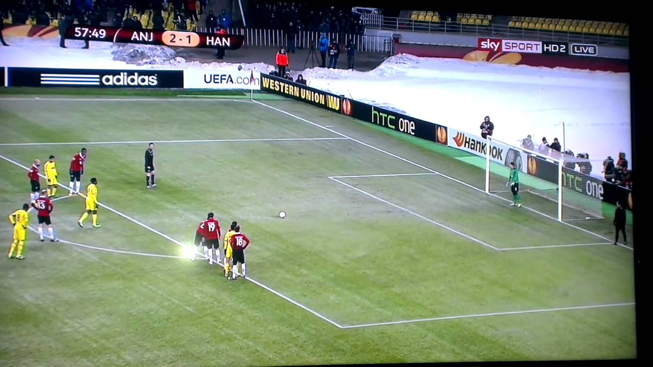 Eto&acute;o Elfmeter vs Hanover 96
