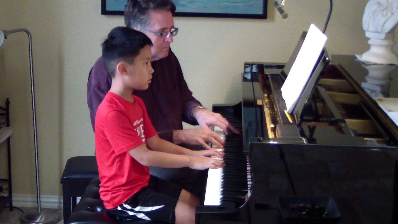 Evan Lam performing 