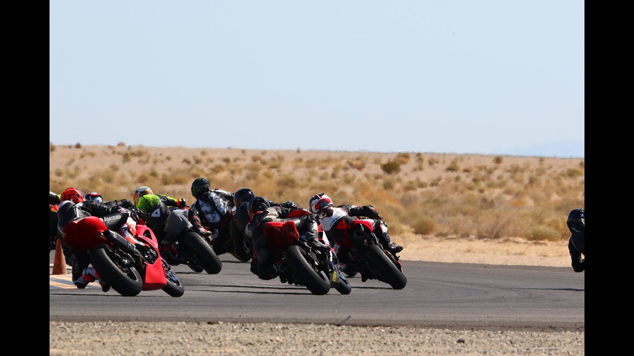 Chuckwalla CVMA - Amateur SuperSport Middleweight Race (CCW)